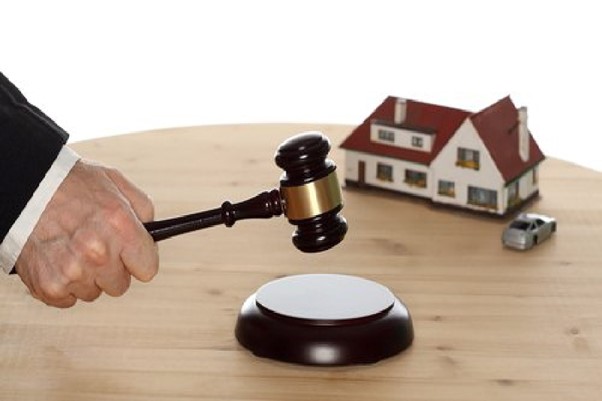 حقوق-همسایگان-در-املاک-ابتیاعی-چه-تفاوتی-با-سایر-املاک-دارد؟