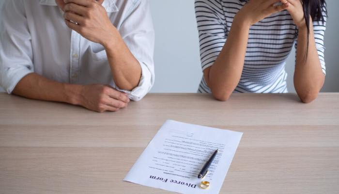 طلاق-خلع-چه-شرایطی-دارد-و-چرا-بائن-محسوب-می‌شود؟