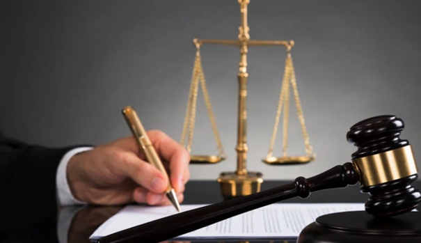 هیچ-دادگاهی-قانونا-حق-ندارد-از-موضوع-و-حدود-خواسته-خارج-شود