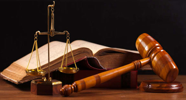 چرا-باید-در-پرونده-های-حقوقی-یک-وکیل-پایه-یک-داشته-باشیم؟