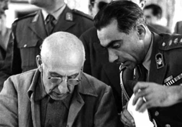 هزینه-وکیل-دادگاه-نظامی