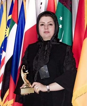 دکترمریم-سلیمانی-وکیل-پایه-یک-با-20-سال-سابقه-به-عنوان-وکیل-برتر-متخصص-در-زمینه-های-چک،سفته،ملک،زمین-خلع-ید،کلاهبرداری،جعل-و-خیانت-در-امانت