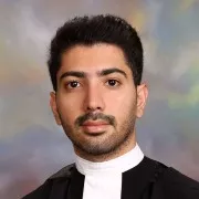 جناب-آقای-رضا-قاسمی-وکیل-پایه-یک-دادگستری