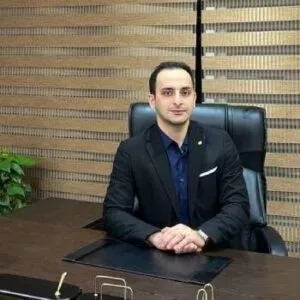 جناب-آقای-آرمان-صفاپور-وکیل-پایه-یک-دادگستری