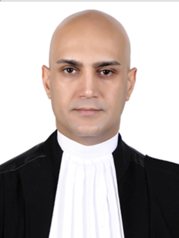 جناب-آقای-علی-آزاده-یار-وکیل-پایه-یک-دادگستری