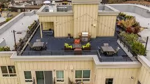 آیا-هیئت-مدیره-ساختمان-می-تواند-درب-پشت-بام-را-قفل-کند-؟