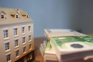 نحوه-وصول-شارژ-ساختمان-از-همسایه-لج-باز